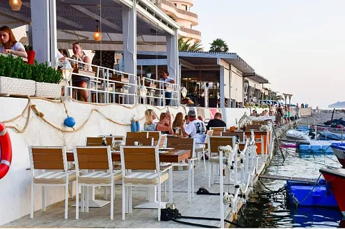 Restaurant first line to the sea in Rafailovici for sale 