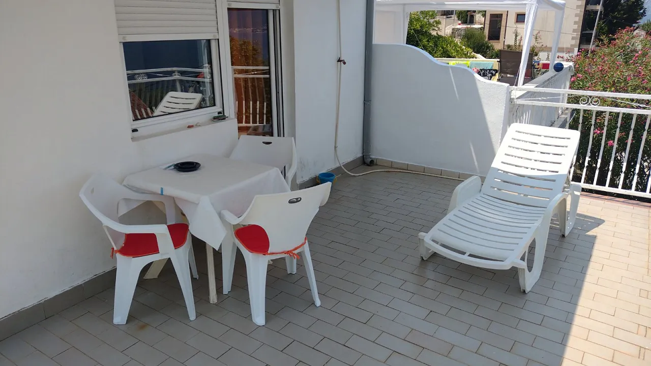 Haus 204 m² in Krašići mit Panoramablick
