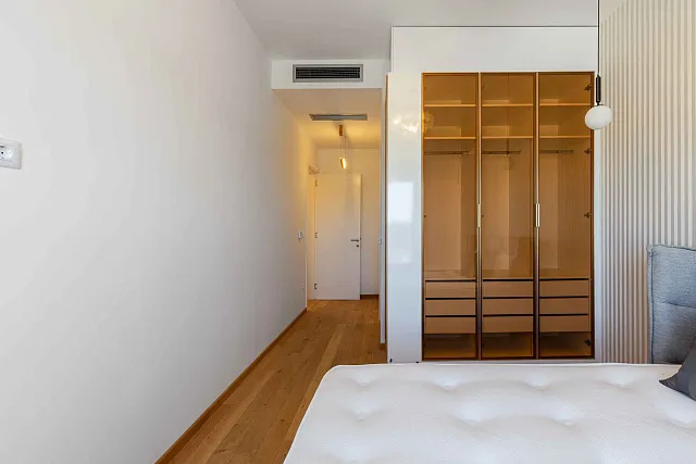 Penthouse in einem Neubau in Becici in der Nähe des Meeres — photo 19