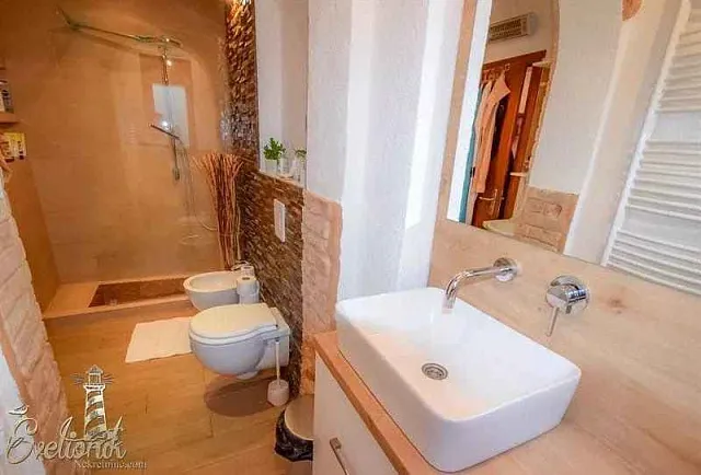# 6851 Wohnung mit Hof in Savina, 160 m², Brüder Grakalica — photo 11