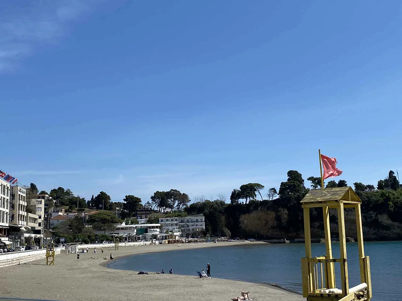 Ein Haus mit Restaurant in einzigartiger Lage in Ulcinj