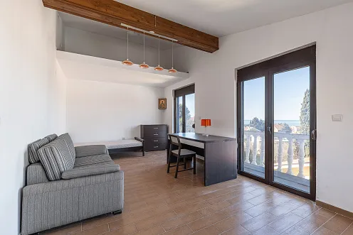 Haus an der Bar-Riviera, 195 m²