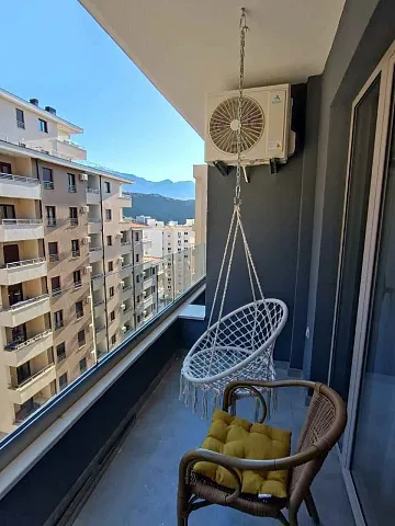 Wohnung in einem Neubau in Becici, 200 Meter vom Meer entfernt — photo 7