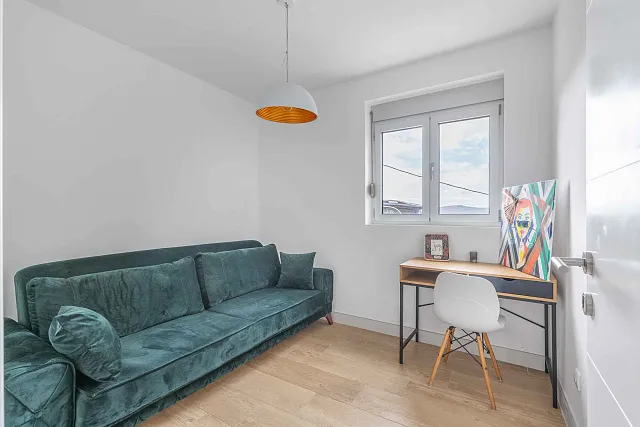 Zu verkaufen: Großzügige 3-Zimmer-Wohnung mit Meerblick und 40 m² großer Terrasse — photo 4