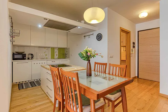 Moderne, Komfortable und Vollständig Ausgestattete Ein-Zimmer-Wohnung in der Nähe des Strandes — photo 17