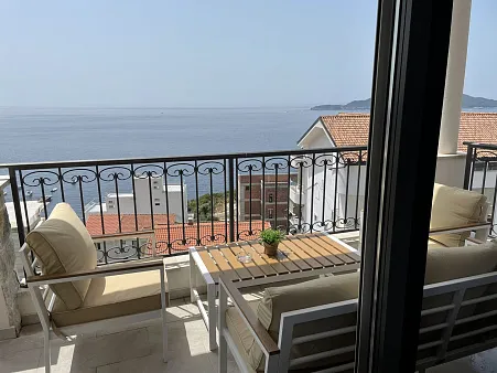 Apartment in Przno mit zwei Schlafzimmern und Panoramablick auf das Meer