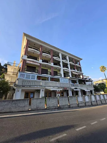 # 6851 Wohnung mit Hof in Savina, 160 m², Brüder Grakalica — photo 5