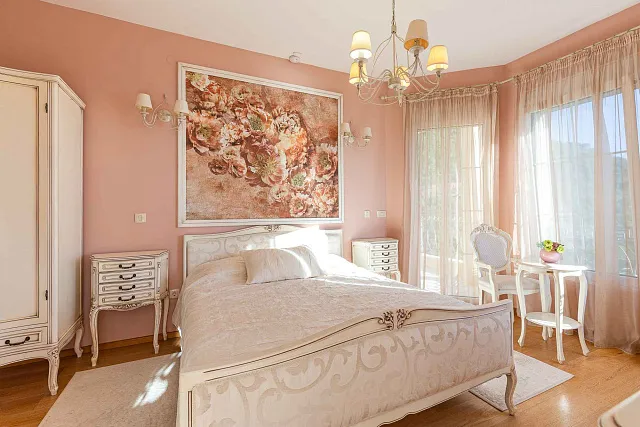 Eleganz und Gelassenheit in einer luxuriösen Villa mit Panoramablick auf das Meer. — photo 53