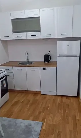 Möblierte Wohnung in Becici — photo 8