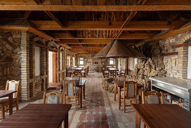 Zu verkaufen oder zu vermieten — Neues Restaurant in Žabljak — photo 33