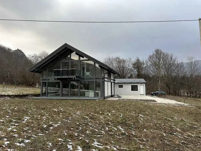 Zu verkaufen neue Villa in Kolasin in der Nähe des Skizentrums