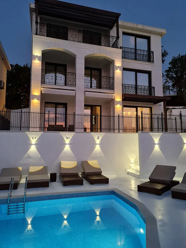 LUXUSVILLA ZUM VERKAUF – SKOČIĐEVOJKA