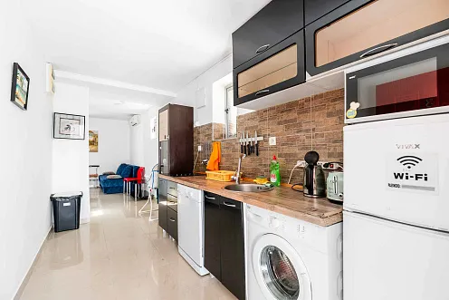Wohnung 60m2 mit zwei Schlafzimmern in Rafailovici — photo 3