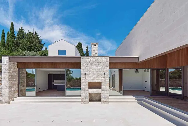 Luxusvilla mit Pool und spektakulärem Meerblick — photo 14