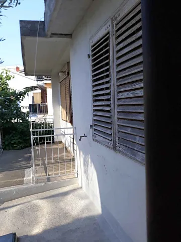 Apartment on the first floor of house in Bar — photo 6