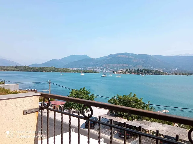 Apartment-Villa mit Privatstrand — photo 14