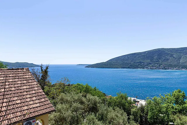 Ausgezeichnete Villa im Zentrum von Herceg Novi — photo 30