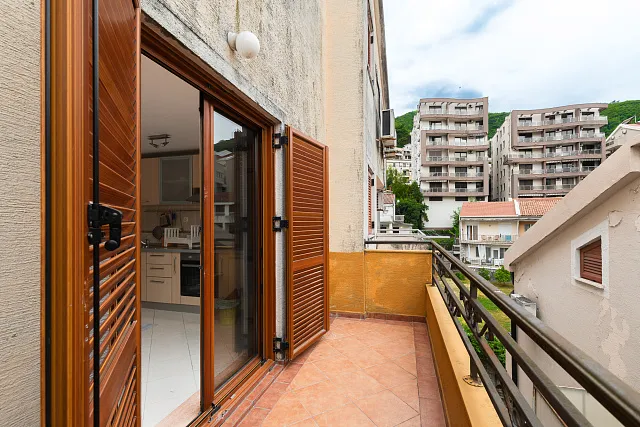 2-Zimmer-Wohnung mit großer Terrasse in attraktiver Lage von Budva – 88 m² — photo 14