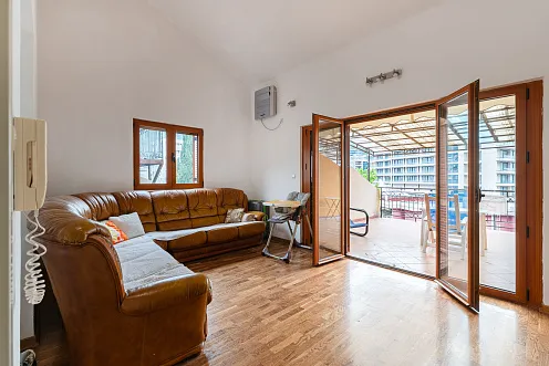 2-Zimmer-Wohnung mit großer Terrasse in attraktiver Lage von Budva – 88 m² — photo 2