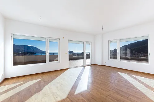 Wohnung mit Meerblick in Budva