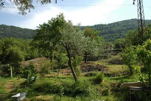 Grundstück mit Meerblick in Tivat