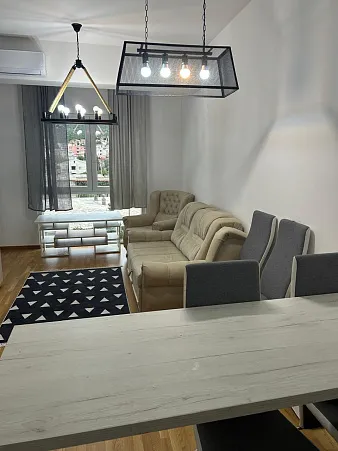 Gemütliche 47 m² große Wohnung im Herzen von Bar