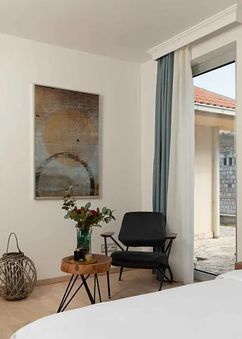 Ein Komplex aus modernen Villen mit schöner Aussicht — photo 14