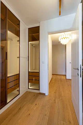 Penthouse in einem Neubau in Becici in der Nähe des Meeres — photo 10