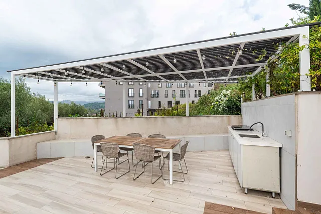 Zu verkaufen: Großzügige 3-Zimmer-Wohnung mit Meerblick und 40 m² großer Terrasse — photo 5
