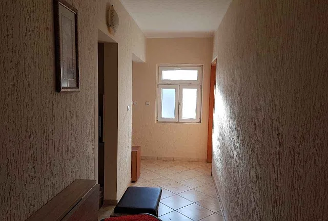 Zweistöckiges Haus mit Panoramablick auf das Meer — photo 5