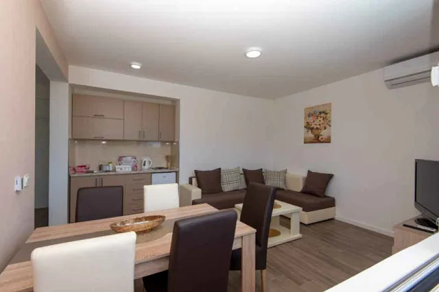 Apartment mit zwei Schlafzimmern in attraktiver Lage in Bar