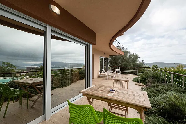 Zu verkaufen: Großzügige 3-Zimmer-Wohnung mit Meerblick und 40 m² großer Terrasse — photo 31