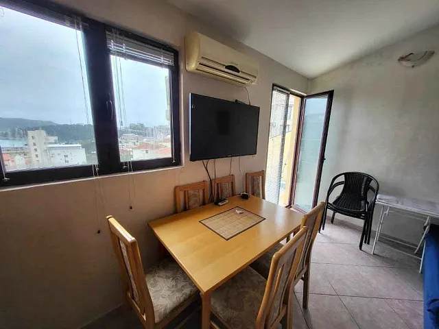 Ein-Zimmer-Wohnung mit Meerblick in Becici — photo 4