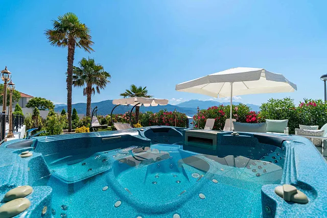 Luxusvilla in Bijela — photo 8