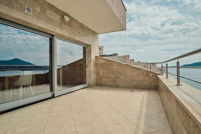 Zweistöckiges Penthouse zum Verkauf in Rafailovici — photo 4