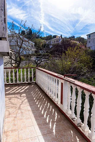 Gemütliches Haus mit Terrasse und Meerblick in Bar — photo 28