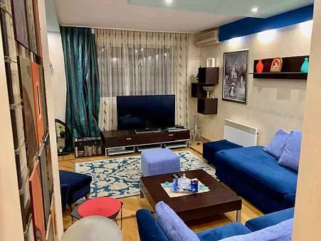 86 m² Wohnung mit 2 Schlafzimmern im Herzen von Budva — photo 2