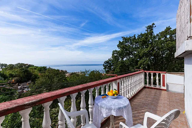 Gemütliches Haus mit Terrasse und Meerblick in Bar — photo 40