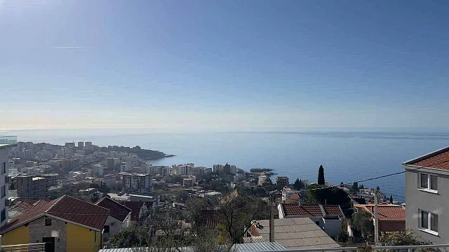 Apartments mit Panoramablick auf das Meer in Dobra Voda