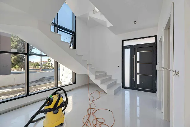 Modernes Haus in Bar mit Terrasse und 3 Schlafzimmern — photo 21