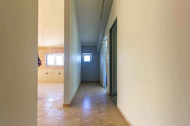 Apartments mit drei Schlafzimmern und Meerblick in Herceg Novi, Baosici — photo 6