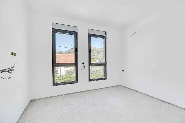Modernes Haus in Bar mit Terrasse und 3 Schlafzimmern — photo 37