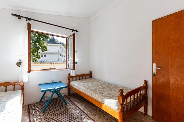 Gemütliches Haus mit Terrasse und Meerblick in Bar — photo 17