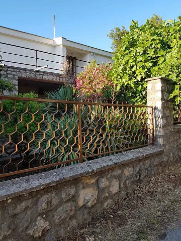 Haus in ruhiger Lage in Dobra Voda 100m² — photo 9