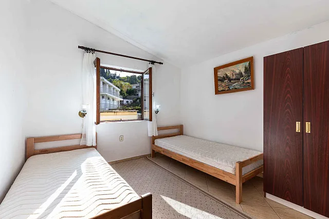 Gemütliches Haus mit Terrasse und Meerblick in Bar — photo 12