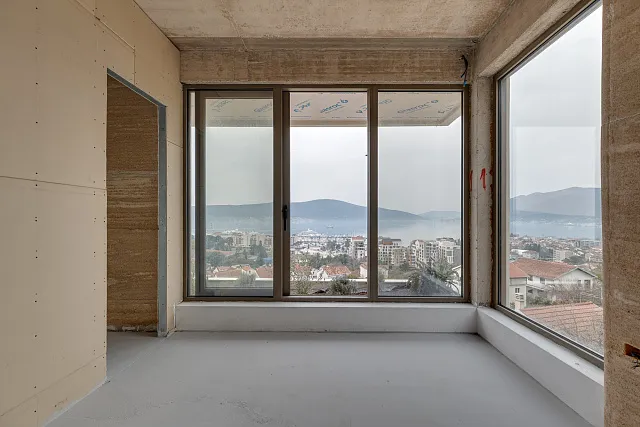 Luxusvilla mit Panoramablick auf Porto Montenegro — photo 13