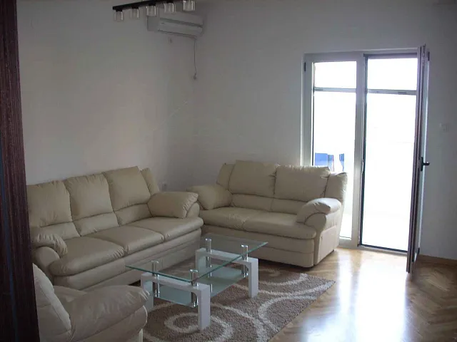 4315 Budva Markovici House 6r 210m2 — photo 2