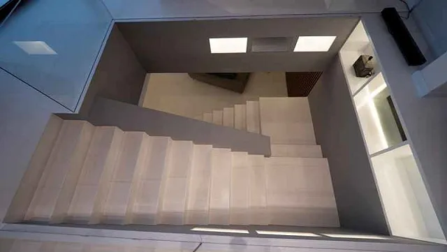 Unique penthouse with pool and roof garden — photo 12