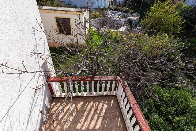 Gemütliches Haus mit Terrasse und Meerblick in Bar — photo 25