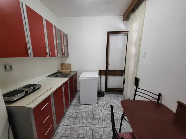 Hotel mit 16 Apartments in Buljarica — photo 16